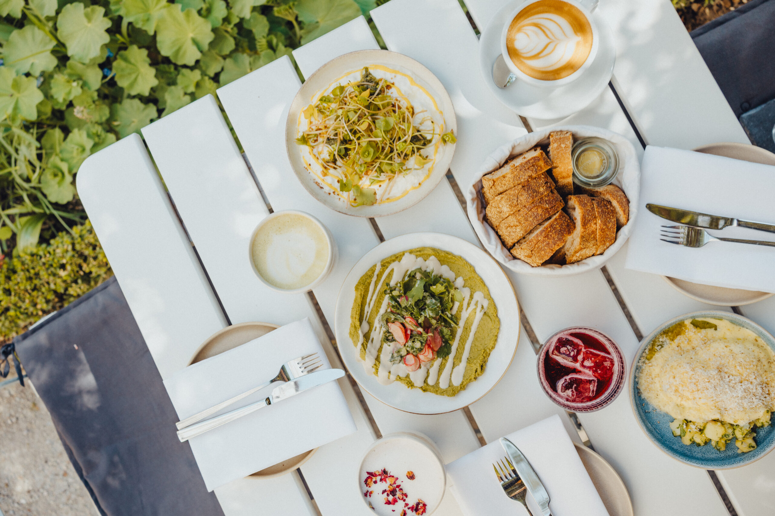 Brunch im Weimarer Biedermeiergarten